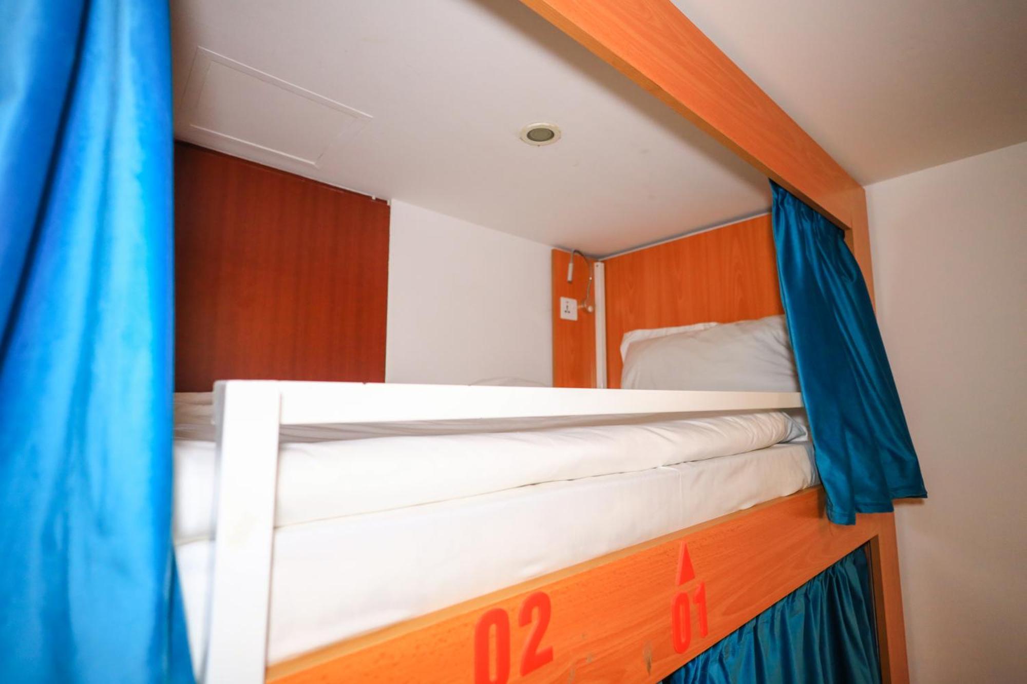 Lunar Hostel 96 Dubaj Exteriér fotografie